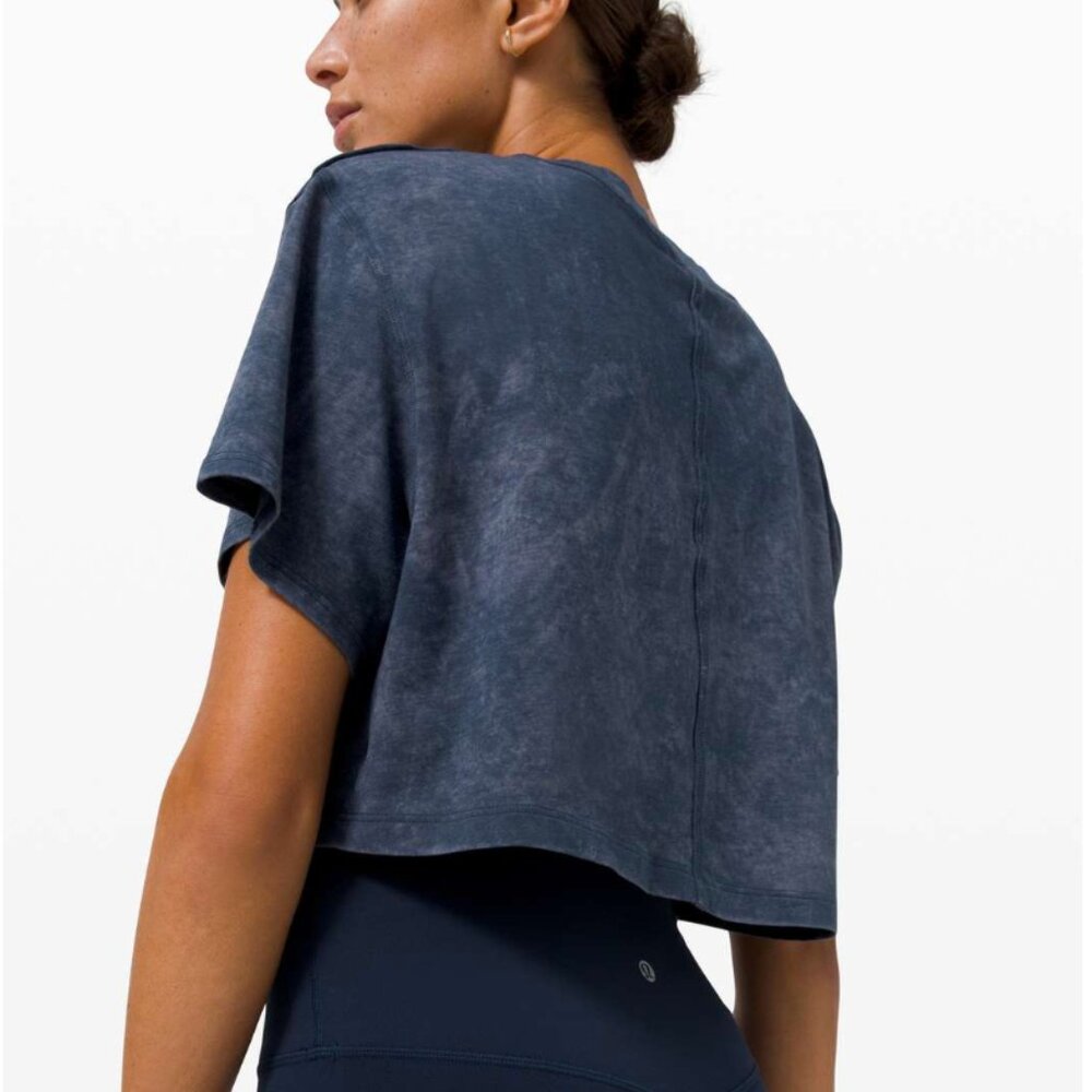 Lululemon All Yours Crop Tee *Wash Cloudy Wash True Navy - Picture 3 of 9